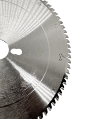 Freud LU5B Alüminyum Testereleri 250x2,8/2,2x30 z80-LU5B0201
